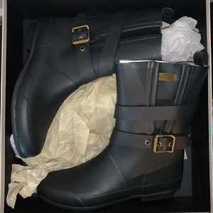 Black Burberry belted rain boots